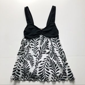 Black floral tank top. Size small